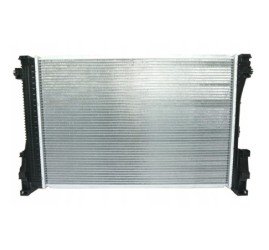 CHŁODNICA MERCEDES W212 2009- 2016 2045002803